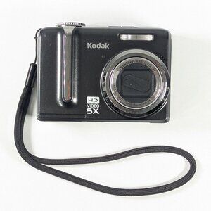 KODAK EasyShare Z1285 Digital camera 12MP HD Video 5X in Black / Dark grey